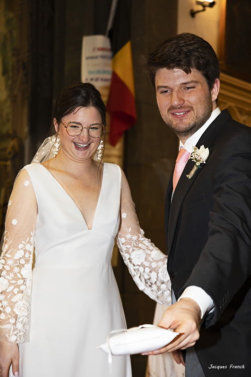 Durant la cérémonie de mariage