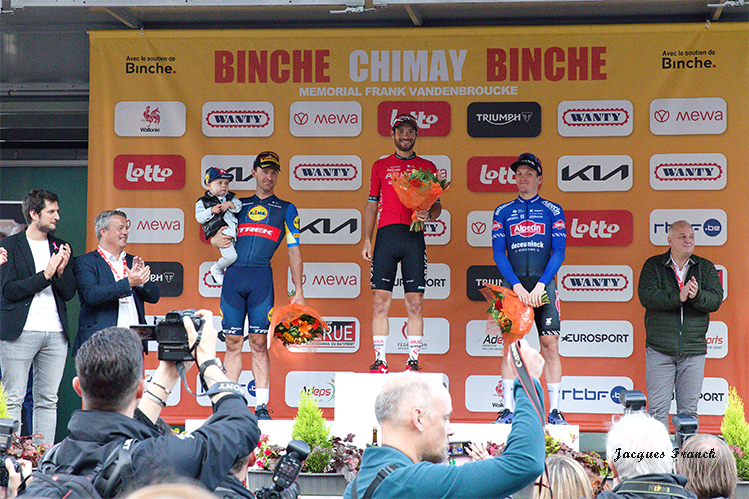 Podium course hommes : Luca Mozzato - Edward Theuns - Soren Kragh Andersen